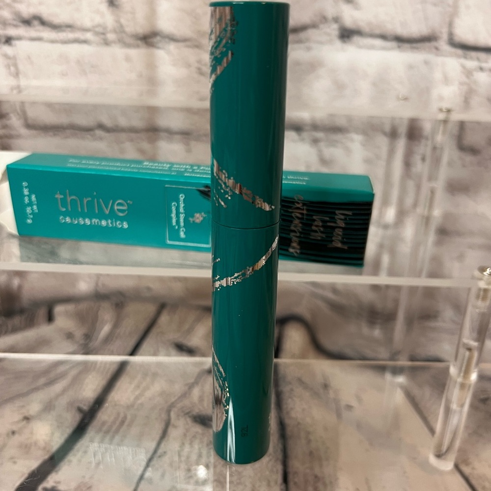 Thrive Mascara 🌼 - Picture 3 of 7